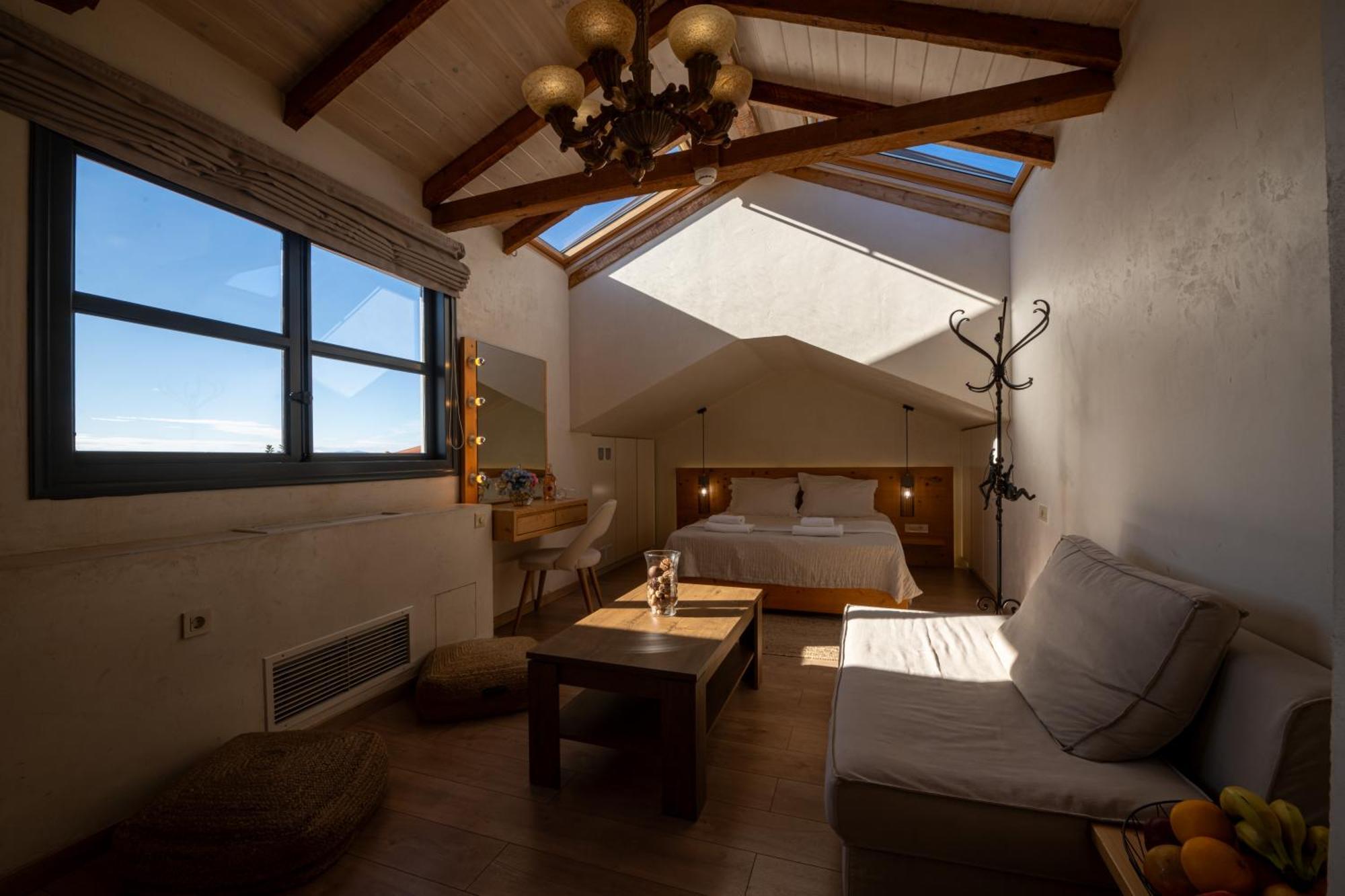 Panellinion Luxury Rooms Kalamáta Eksteriør bilde
