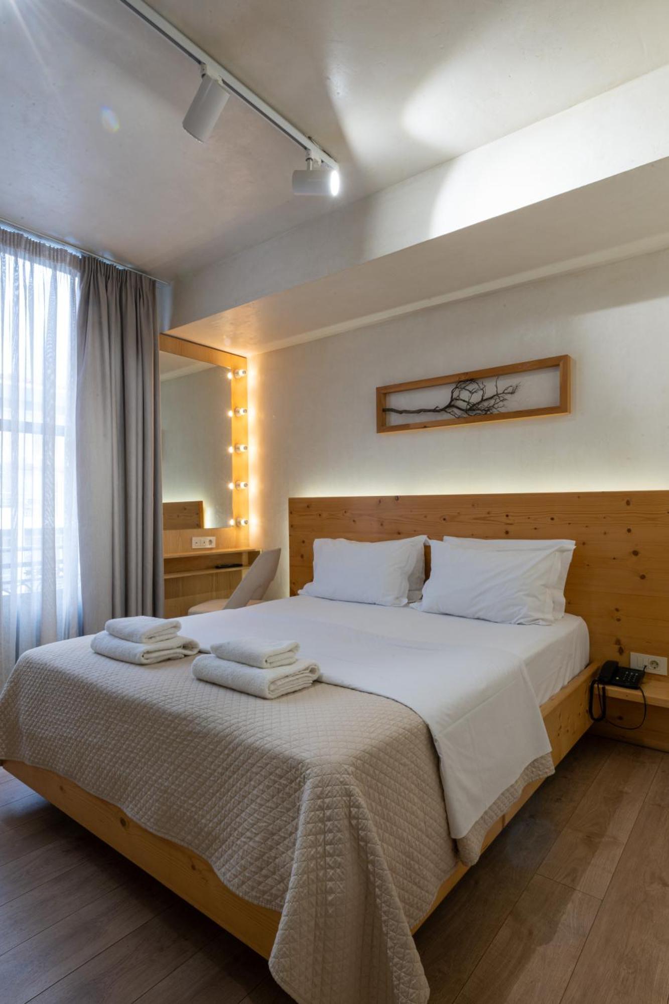 Panellinion Luxury Rooms Kalamáta Eksteriør bilde