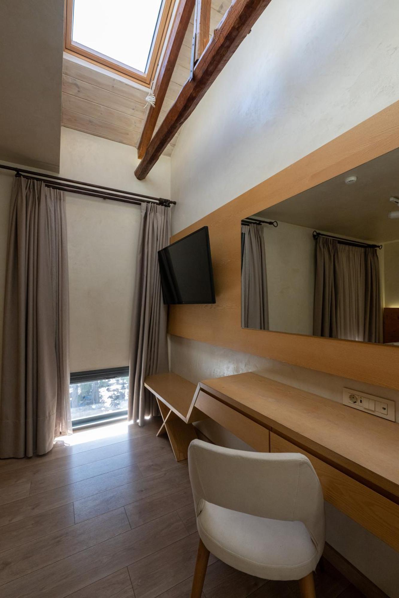 Panellinion Luxury Rooms Kalamáta Eksteriør bilde